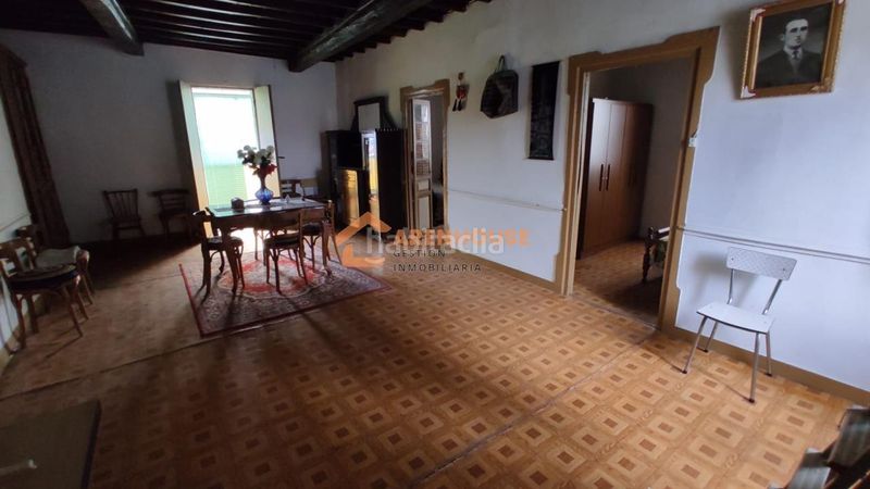 Foto af1d86e0-3006-4cff-9181-670e57036d0e. Casa en Xunqueira de Espadanedo