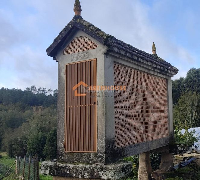 Foto b14746f7-7bfe-40bc-830b-6fc3fe7c1bec. Casa en Xunqueira de Espadanedo