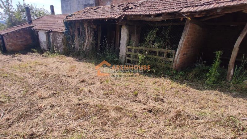 Foto 2271b2e4-d9b4-4c3b-9fb0-836628819fe8. Casa amb calefacció aparcament a Carballiño (O)