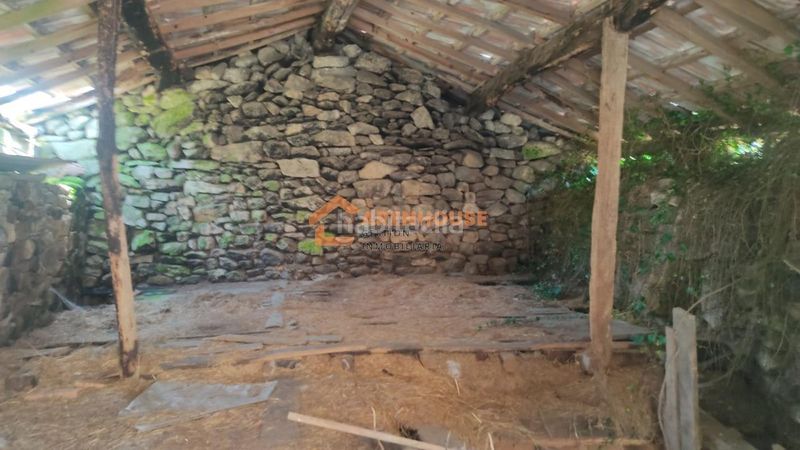 Foto b673c43c-4c7b-488f-baf2-6733c9066b25. Casa amb calefacció aparcament a Carballiño (O)