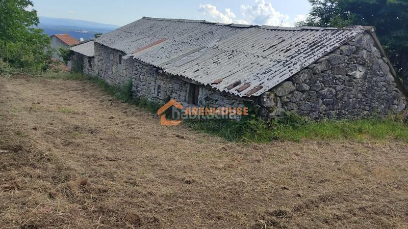 Foto 9e4f4446-2a70-47e7-8ca3-bb88e1481988. House in Carballiño (O)