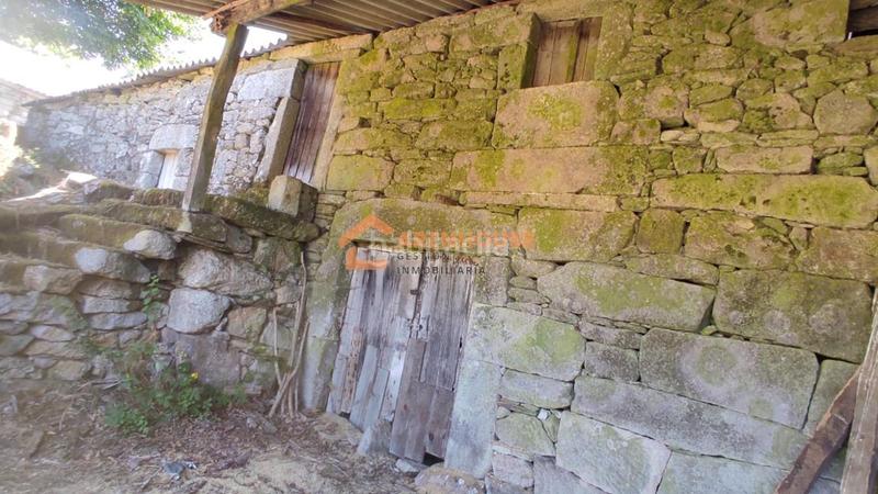 Foto d573bf83-385a-43db-a5c2-65a0db835063. House in Carballiño (O)