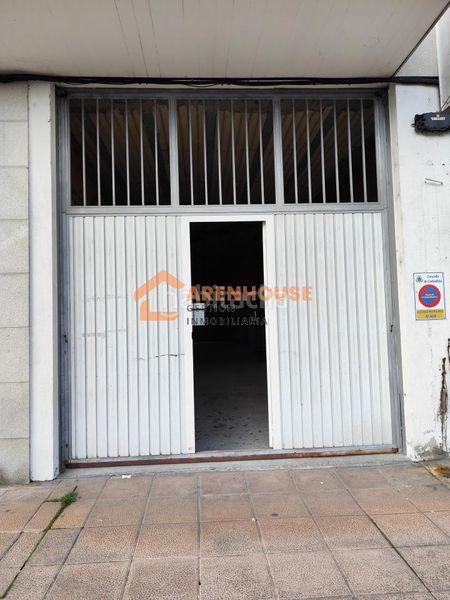 Foto 38258585-d9e4-4f52-ae87-d9029ecd66ff. Location local commercial dans Carballiño (O)