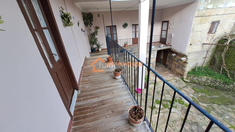 Foto 1fd81179-aad5-48c6-bcf7-f4bc36b49e55. Casa amb calefacció aparcament a Punxín