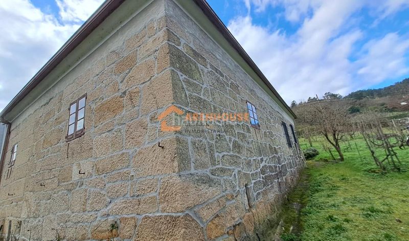 Foto d4fa21c5-170a-44ce-ad5e-ebead2f06b01. Casa amb calefacció aparcament a Punxín