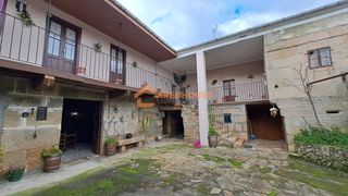 House in Punxín