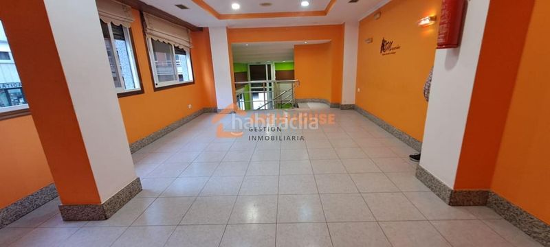 Foto d62480da-a3d9-4e0d-a20c-09cf0b777d87. Business premise in Carballiño (O)