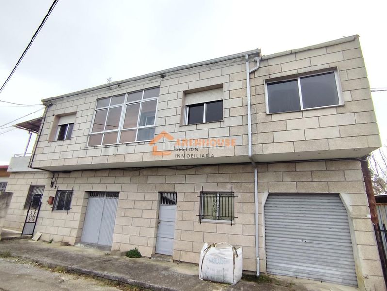 Foto 33cacf02-71fc-4f24-9431-a4065b7d302f. Maison avec chauffage parking dans Boborás