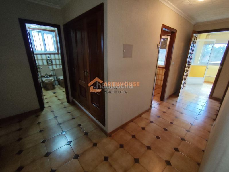 Foto 5c5b3910-1684-40e5-84ce-95f194f42823. Maison avec chauffage parking dans Boborás