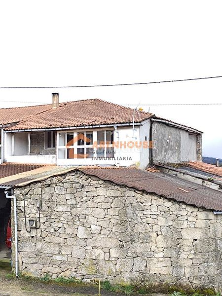 Foto d3405738-2189-48a0-81f5-ce6414b778ac. Casa amb calefacció a Montederramo