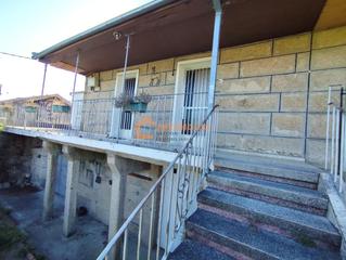 House in Amoeiro