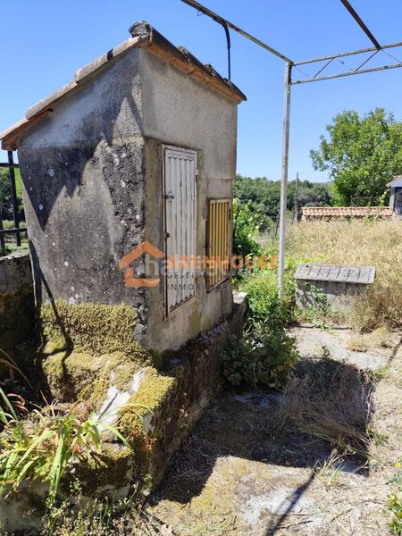 Foto 1ac29475-bdc9-4b39-ae60-635bdb3a7868. Casa amb calefacció aparcament a Baños de Molgas