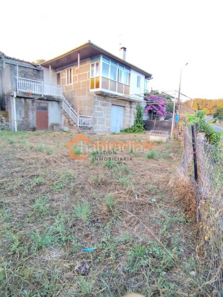 Foto 3fe5af45-8193-4690-8c00-fafb7a1ff1d8. Casa amb calefacció aparcament a Baños de Molgas