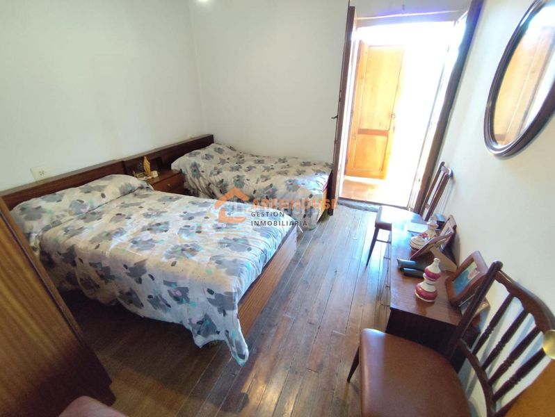 Foto e6e5a04e-0f7e-48c9-a269-daeaa6bb051b. Casa amb calefacció aparcament a Baños de Molgas