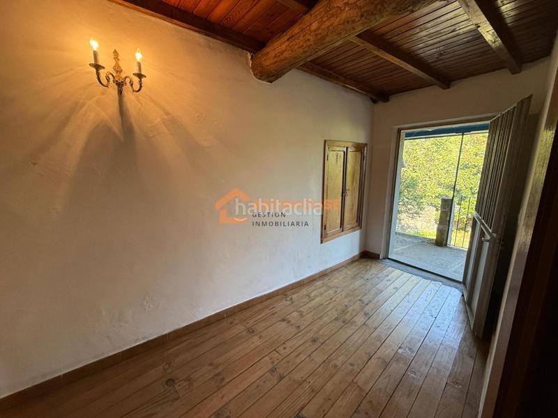 Foto 4ad015e8-f47d-41f0-9841-657c68a02ceb. Casa en San Cristovo de Cea