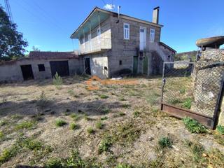 House in Vilar de Santos