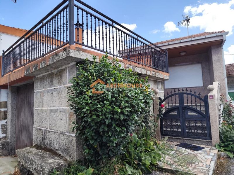 Foto 042b33f4-e76f-45a1-9254-6d14babc35b8. Casa amb calefacció aparcament a Cartelle