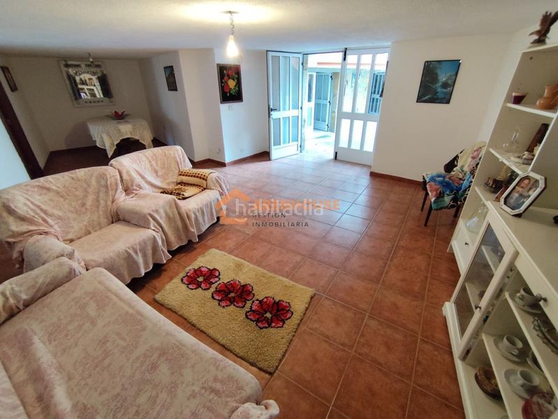 Foto 49b2697c-4bc4-442c-9475-8d7a5733910f. Casa amb calefacció aparcament a Cartelle