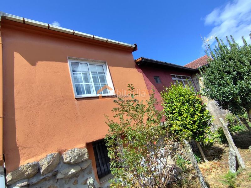 Foto b5e7d45d-9419-453c-b8b6-0e43977c3f53. Casa amb calefacció aparcament a Cartelle