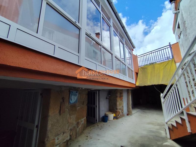 Foto ed4ddac4-1827-437c-ad28-80f603fa1f97. Casa amb calefacció aparcament a Cartelle