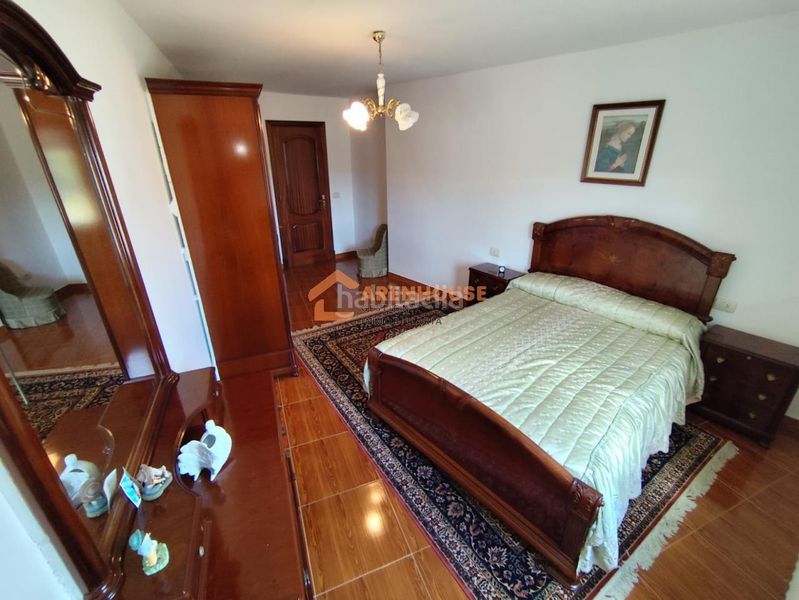 Foto f8286ba1-7f2c-48fe-a611-b27e60ba95e9. Casa amb calefacció aparcament a Cartelle