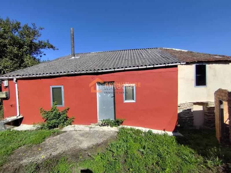 Foto 9db81925-511e-4bce-97b6-492491979128. Casa amb calefacció aparcament a Irixo (O)