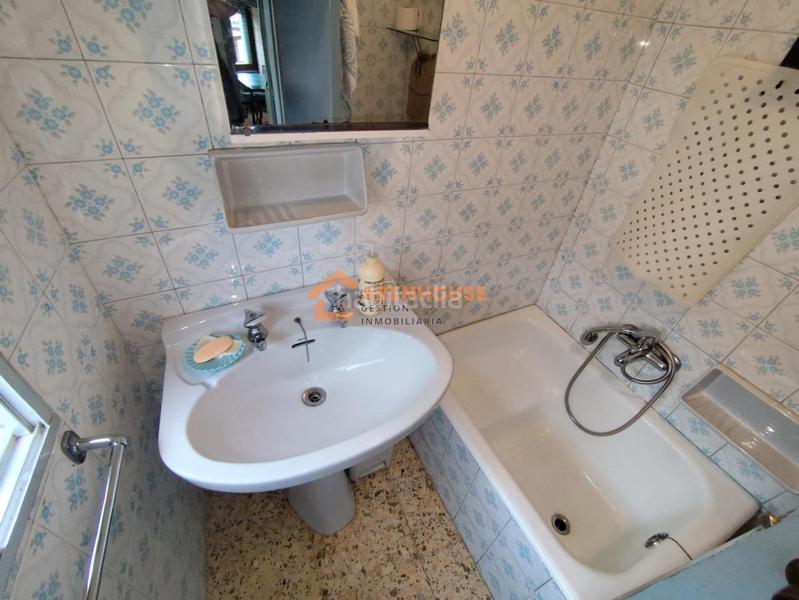 Foto ac5c79bf-806d-4d6c-9e14-59a98c61ff10. Casa amb calefacció aparcament a Celanova