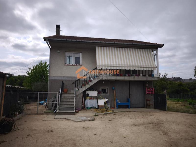 Foto 6c0337c3-6443-4451-a756-47cec778c18a. Casa con riscaldamento parcheggio in San Cibrao das Viñas