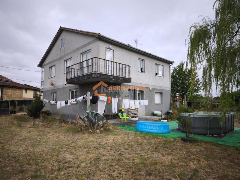 Foto faf2a223-24ba-4992-b9c6-bba3834c29a5. Casa con riscaldamento parcheggio in San Cibrao das Viñas