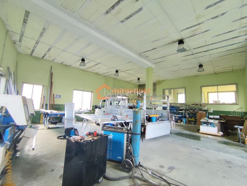 Foto 0f681b0c-42c6-4c52-a3ac-7c71d6969eb1. Bâtiment à usage industriel dans Maside