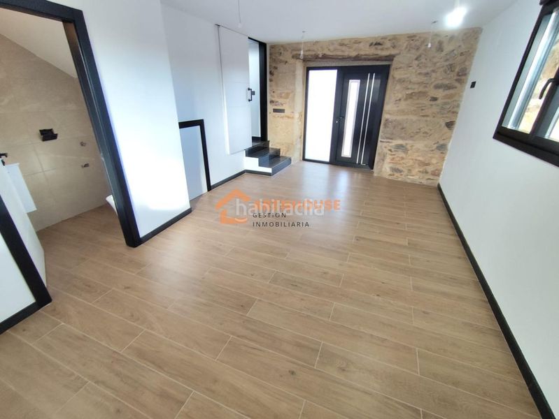 Foto 6a08150d-ed77-4b71-bf74-14ce6aa6ed7a. Chalet avec chauffage dans Merca (A)