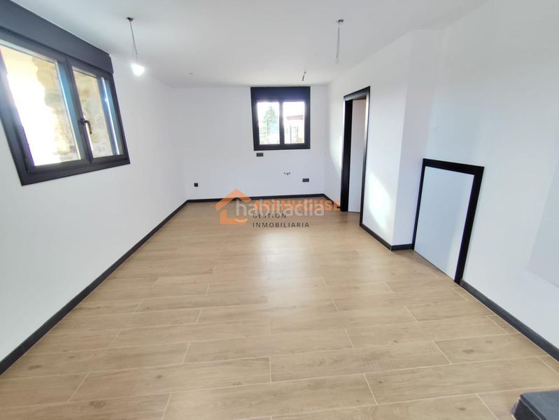 Foto 705493d3-205c-4d53-b9ba-0fd2fbfacda4. Chalet avec chauffage dans Merca (A)