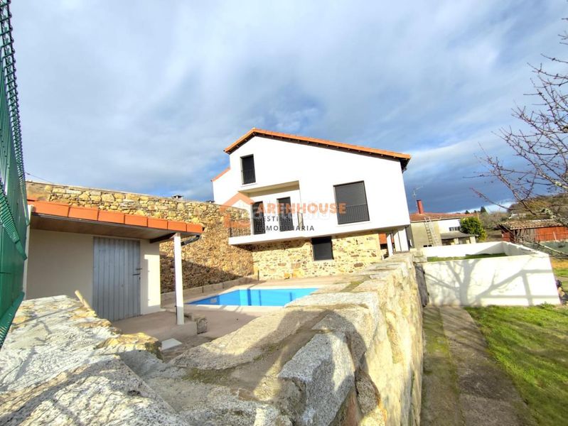 Foto 7a611594-8d6d-471e-80bd-1f37e3c4d6da. Chalet avec chauffage dans Merca (A)