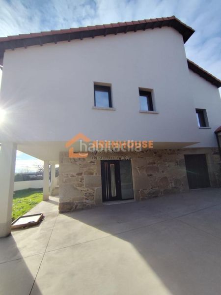 Foto a0bb4f3b-717e-4650-820c-d8a7241ab366. Chalet avec chauffage dans Merca (A)