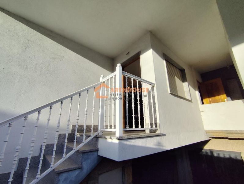 Foto c77f1b9f-db33-4803-aa17-1f8fcdb6761c. House with heating parking in Barbadás