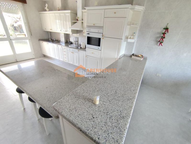 Foto 4a88fed1-c5b5-41c1-a725-65e167ff2013. Maison avec chauffage parking dans Baltar