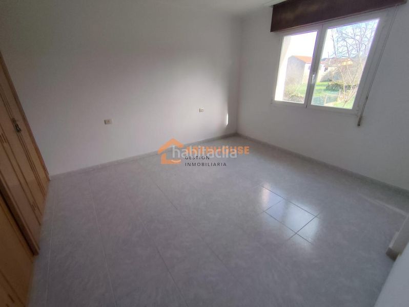 Foto be7ca448-2fd2-4038-a898-ea6ff9091356. Maison avec chauffage parking dans Baltar