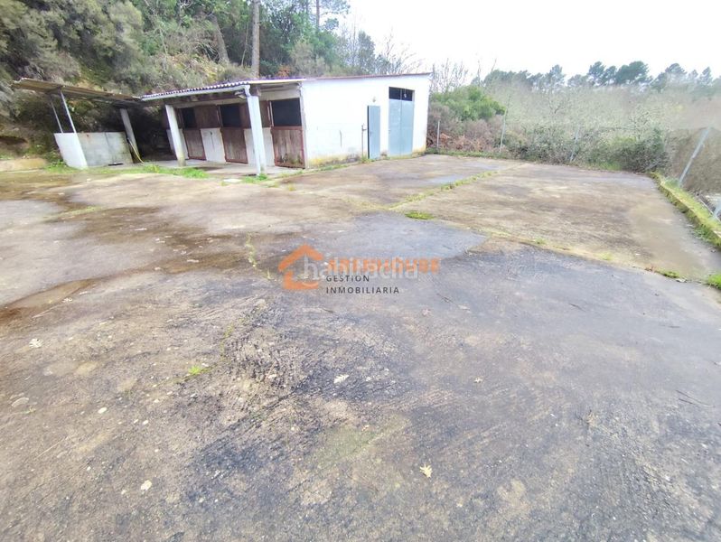 Foto bc3a1831-b85d-4f60-9481-c78e8de7986e. House with heating parking in Barbadás