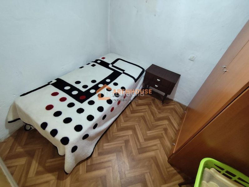 Foto 208d9748-a591-400a-bb15-77b48b15326f. Casa amb calefacció aparcament a Carballiño (O)