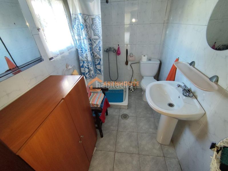 Foto 6bd81e62-2240-4ef2-9b7b-0d2ff5d3dd78. Casa amb calefacció aparcament a Carballiño (O)