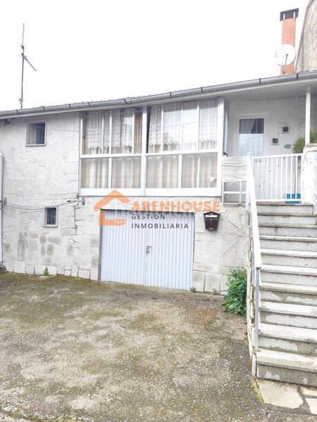 Foto da6f46b9-c52e-4bb6-bf69-41ddd5498862. Casa amb calefacció aparcament a Carballiño (O)