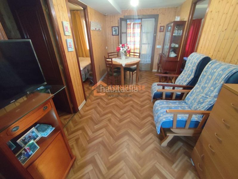 Foto e65bfb79-f8ba-445d-876a-d6f87b11c3a1. Casa amb calefacció aparcament a Carballiño (O)