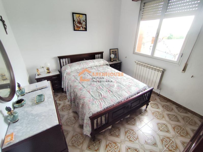 Foto 843b935c-ef58-48a9-9cbc-8a8bf297c0c2. Casa amb calefacció aparcament a Xunqueira de Ambía