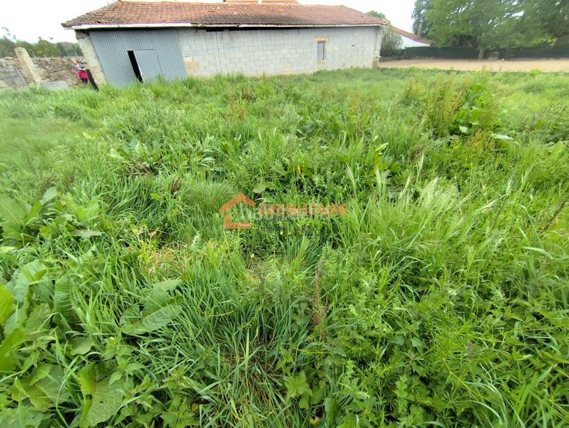 Foto 8664e211-8146-4aad-acb4-6057a76e3816. Casa amb calefacció aparcament a Xunqueira de Ambía