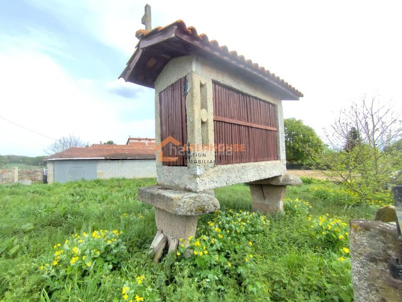 Foto e25e19f7-a2d4-471e-a93b-0d1b4ae15222. Casa amb calefacció aparcament a Xunqueira de Ambía