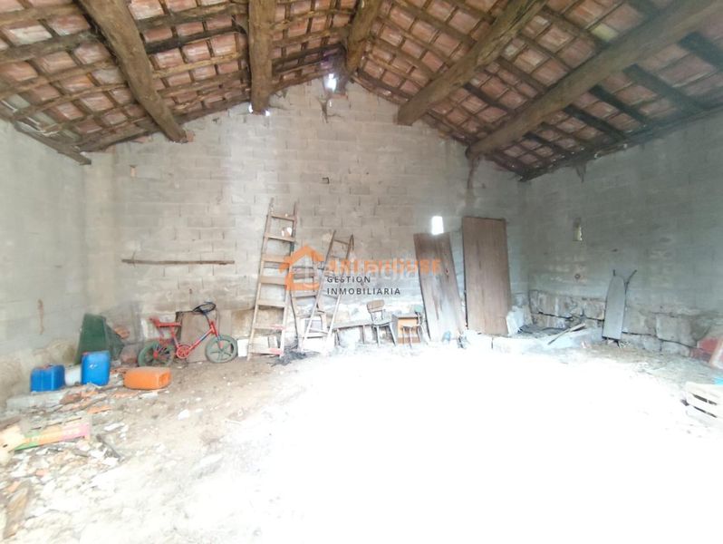 Foto df245f92-5ff2-4005-8bde-eb22b2e47434. Casa amb calefacció aparcament a Xunqueira de Ambía