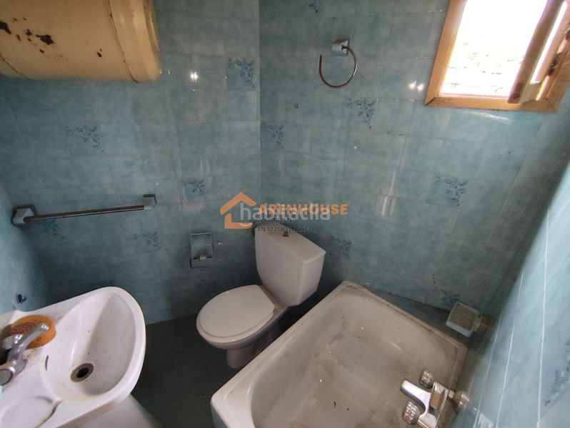 Foto 2171dd69-f243-4640-84cf-7b721c5bc278. Casa amb calefacció aparcament a Baños de Molgas