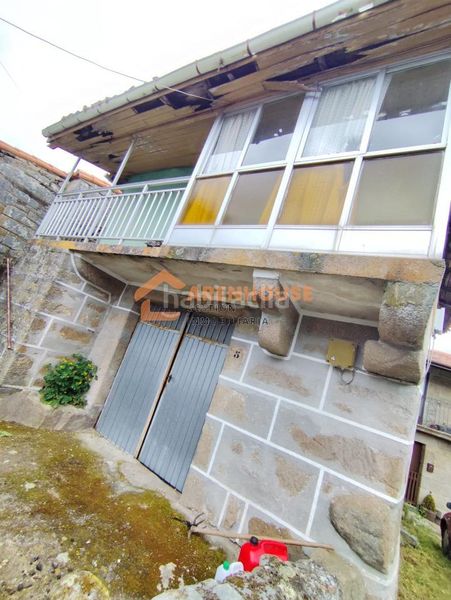 Foto 352766c7-51df-40a6-bcfe-92b5c74bac66. Casa amb calefacció aparcament a Baños de Molgas