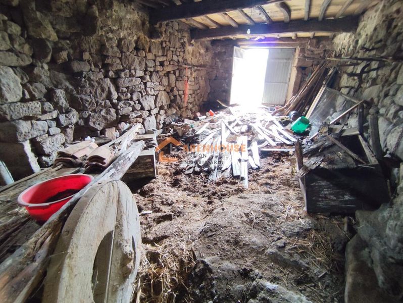 Foto 8ab80155-2661-4cad-bc62-206286c62c14. Casa amb calefacció aparcament a Baños de Molgas
