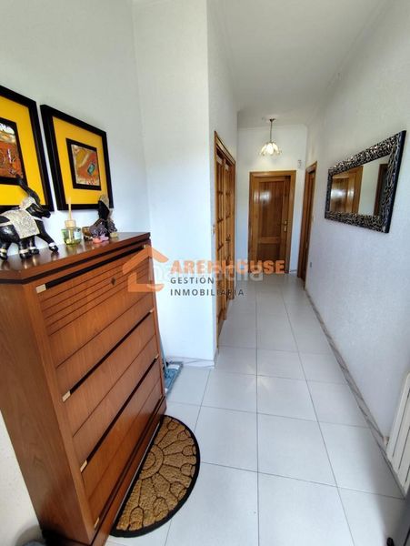 Foto 02501109-a9e3-4512-8add-3384b6e0da55. Chalet en Bande